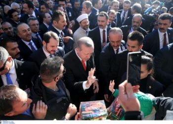 Ξεφεύγει η κατάσταση στη Θράκη: Τούρκοι εθνικιστές ξυλοκόπησαν τον Πρόεδρο του Συλλόγου Πομάκων