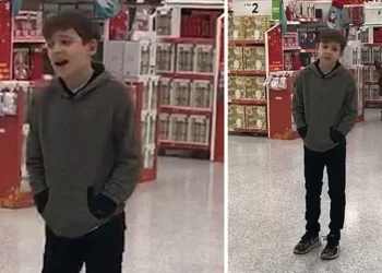 10χρονο αγόρι με αυτισμό τραγουδάει σε σούπερ μάρκετ και ζεσταίνει και τις πιο σκληρές καρδιές