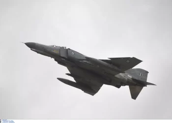 Πτώση Φάντομ στην Ανδραβίδα: Η μαρτυρία για έκρηξη στη θάλασσα – Τι προβλέπεται στο πρωτόκολλο για τις έρευνες