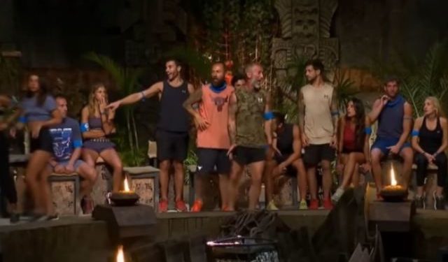 Survivor All Star: Φωτιά στην καλύβα των Μπλε – Η Ασημίνα βρέθηκε στο δάσος με κινητό(Βίντεο)