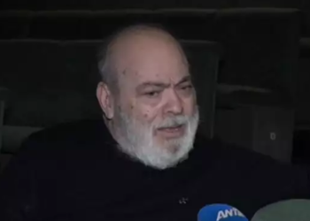 Χρήστος Βαλαβανίδης: «Έβγαλε το μόριο του και το ακούμπησε στα χέρια της συμπρωταγωνίστριάς του»