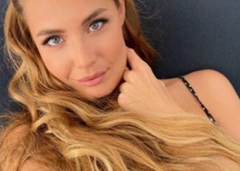 Η Καλλιμούκου είδε στον ύπνο της να κάνει σεξ με τον Αυτιά