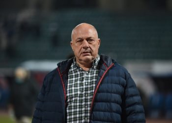 Δείτε βίντεο με τον Μπέο εκτός εαυτού να κυνηγά τα εκχιονιστικά μηχανήματα