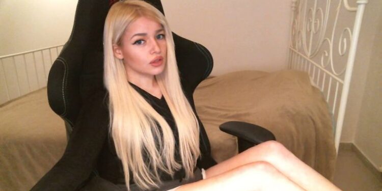 Βόμβα απο πρώην συνεργάτη της Έλενας – Την κατηγορεί ότι κάνει β@ζιτες με 70 ευρώ