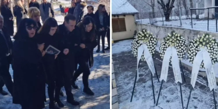 Πτώση Φάντομ στην Ανδραβίδα: Δεκάδες στεφάνια για την κηδεία του πιλότου Ευστάθιου Τσιτλακίδη στο Νευροκόπι