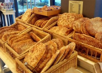 Θεσσαλονίκη: Πόσο κοστίζει φέτος η λαγάνα στους φούρνους – Η ιστορία του εθίμου