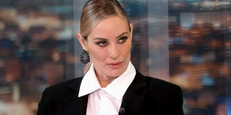 Ελεονώρα Μελέτη: Σεξουαλική παρενόχληση από πολιτικό – «Μου άνοιξε με μπουρνούζι»