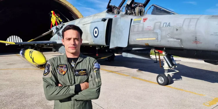 Πτώση Φάντομ στην Ανδραβίδα: Σήμερα η κηδεία του υποσμηναγού Μάριου – Μιχαήλ Τουρούτσικα