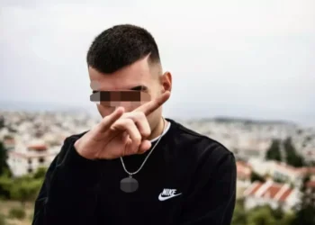 Νέα Φιλαδέλφεια: Γνωστός τράπερ συνελήφθη με όπλο και ναρκωτικά