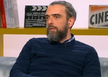 Σωτήρης Τσαφούλιας: «Δεν θα βάλω χαρακτήρα να είναι ΛΟΑΤΚΙ, επειδή είναι της μόδας»