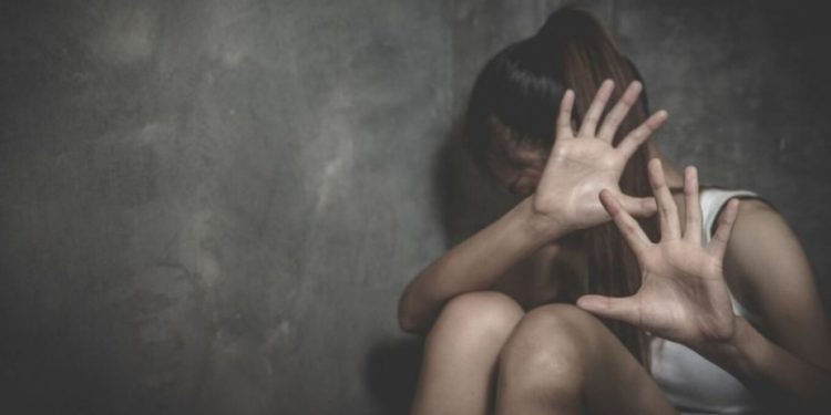 Βοιωτία: 13χρονη κατήγγειλε βιασμό από τρεις άγνωστους άντρες