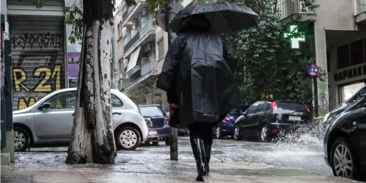 Προ των πυλών η κακοκαιρία εξπρές: Πτώση της θερμοκρασίας σήμερα και καταιγίδες -Χιόνια ακόμη και στην Αττική