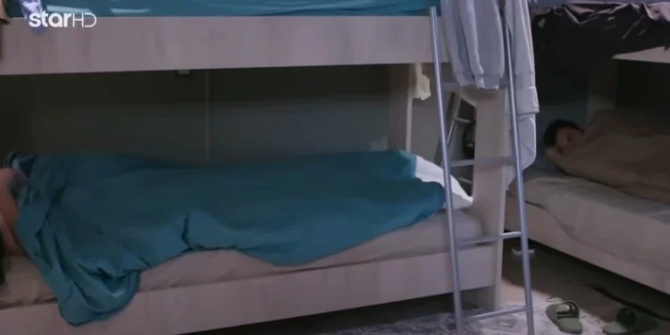 Πορφύρης και Πωλίνα στο MasterChef ήταν γυμνοί κάτω από τα σκεπάσματα: «Που είναι το βρακί μου» (vid)