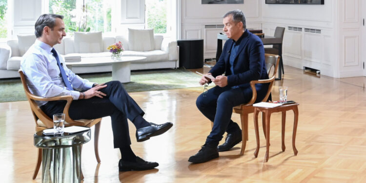 Ο Μητσοτάκης απόψε στους «Πρωταγωνιστές»: Μάιο οι κάλπες, επαναδιαπραγμάτευση για τα τρένα