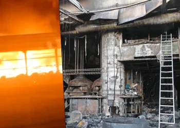 Νέα Σμύρνη: «Βλέπουν» εμπρησμό στο εστιατόριο Cavaliere – Βίντεο από τη φωτιά