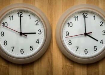 ΠΡΟΣΟΧΗ: Ξημερώματα Κυριακής γυρίζουμε τα ρολόγια μας μία ώρα μπροστά