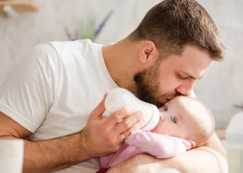 Έφτιαξαν ωάρια από αρσενικά κύτταρα ποντικιών! – Θα δούμε μωρά από δύο μπαμπάδες;