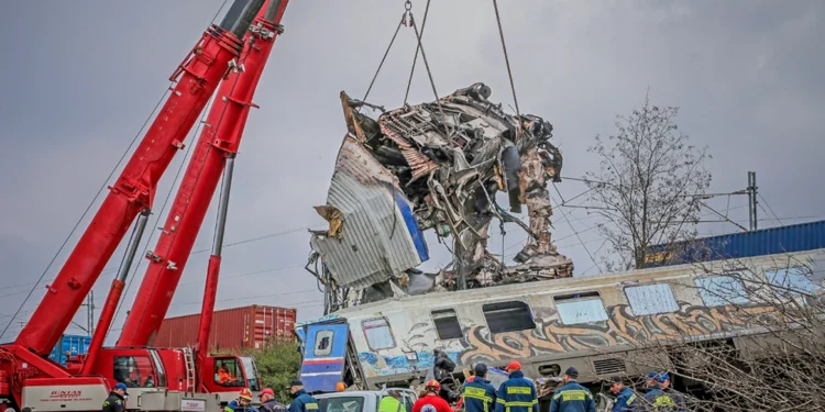 Σύγκρουση τρένων στη Λάρισα: Το μοιραίο λάθος του σταθμάρχη Λάρισας που έφερε την τραγωδία