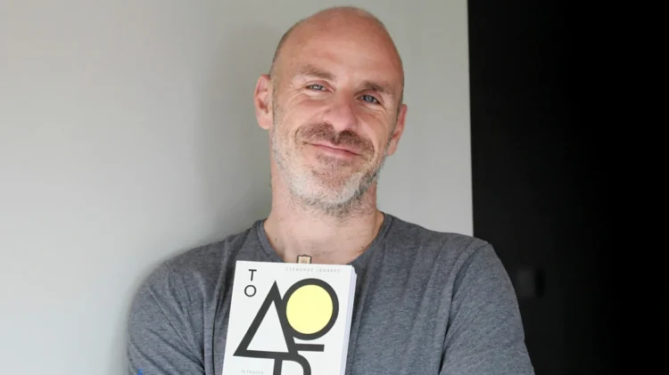 Στέφανος Ξενάκης: Συνελήφθη ο συγγραφέας – Εκκρεμούσαν καταδικαστικές αποφάσεις για ακάλυπτες επιταγές