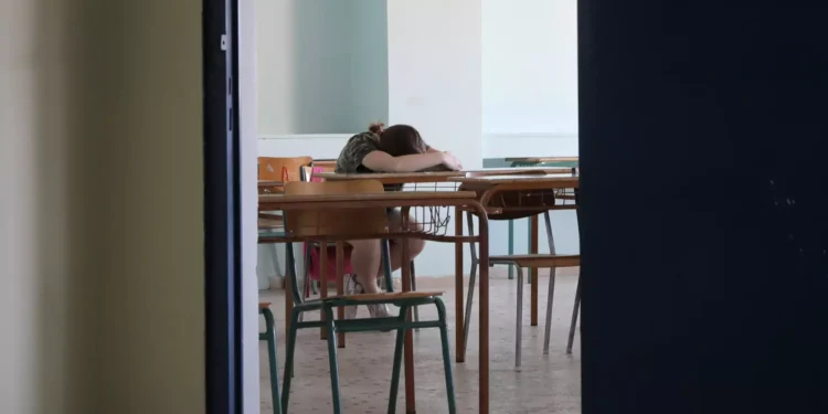 Θεσσαλονίκη: Άγριο bullying σε μαθήτρια γυμνασίου – Την ξυλοκόπησαν και ανέβασαν βίντεο στο TikTok