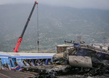 Σύγκρουση τρένων στα Τέμπη: Στους 38 ανέρχονται οι νεκροί και 66 τραυματίες νοσηλεύονται