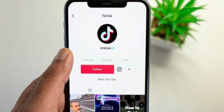 Έσκασε τώρα – Το TikTok φέρνει 20λεπτα videos επί πληρωμή