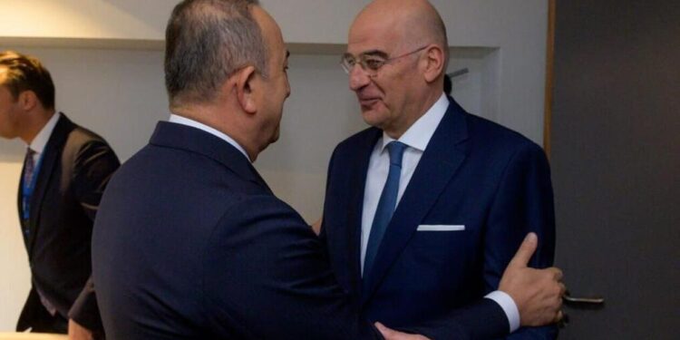 25η Μαρτίου: Ευχετήρια επιστολή Τσαβούσογλου σε Δένδια για την εθνική γιορτή