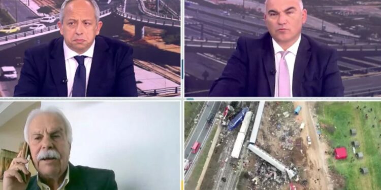 Τραγέλαφος: Πρώην υπουργός του ΠΑΣΟΚ πήγε βαγόνι τρένου στο Μεσολόγγι για να κάνει προεκλογική εκστρατεία!