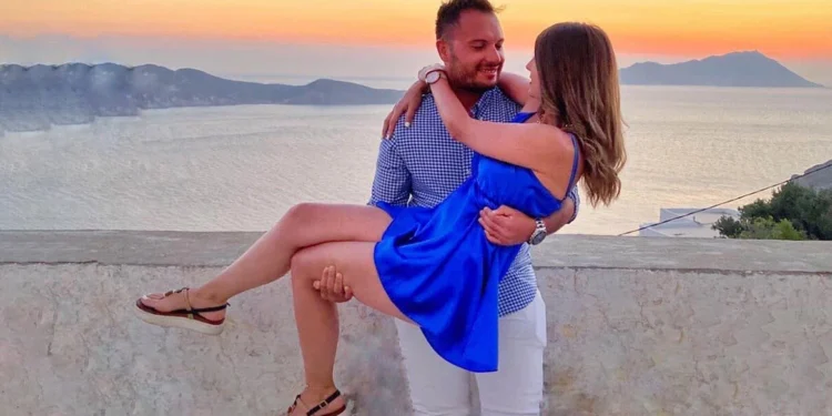 Σύγκρουση τρένων στα Τέμπη: Το ΥΠΕΞ ζήτησε από την Τουρκία να δώσει άδεια στον κρατούμενο πατέρα του μηχανοδηγού