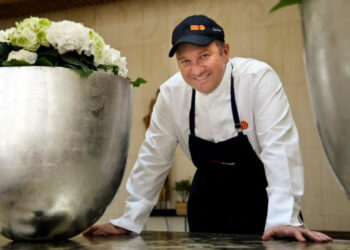 Οι σεφ μίλησαν: Ο Έκτορας Μποτρίνι πιο επιδραστικός σεφ της Ελλάδας