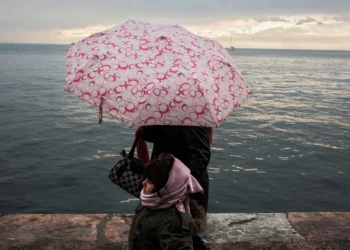 Καιρός: Άστατος σήμερα με βροχές και καταιγίδες -Σε ποιες περιοχές θα είναι έντονα τα φαινόμενα