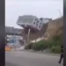 Μεξικό: Κτήριο καταρρέει και γλιστρά προς τον δρόμο – Εντυπωσιακό βίντεο