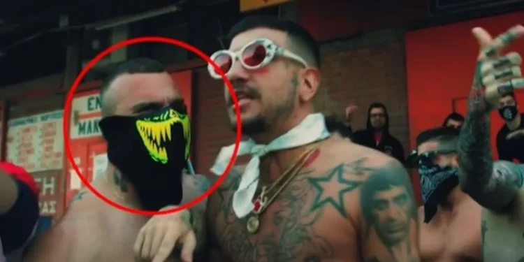 Ο αστυνομικός που συνελήφθη για διακίνηση ναρκωτικών είχε πρωταγωνιστήσει σε video clip του Snik (Βίντεο)