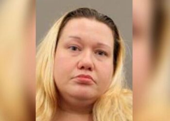 ΗΠΑ: Νταντά βίασε 13χρονο – Του είπε «δέξου το σαν άνδρας» όταν αντιστάθηκε