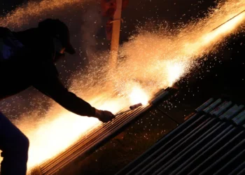 Τραυματισμοί και ακρωτηριασμοί παιδιών λόγω βεγγαλικών το βράδυ της Ανάστασης -Σε Ρόδο, Σύμη και Αγκίστρι