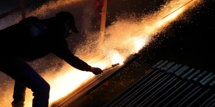 Τραυματισμοί και ακρωτηριασμοί παιδιών λόγω βεγγαλικών το βράδυ της Ανάστασης -Σε Ρόδο, Σύμη και Αγκίστρι