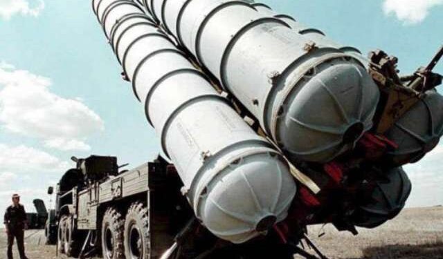 Περιμένοντας τον υπουργό Άμυνας της Ουκρανίας στην Αθήνα συζητάμε στα σοβαρά να «ξηλώσουμε» την αντιαεροπορική μας άμυνα;