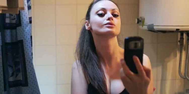 «Πήρα διαζύγιο και αυτό το καιρό τα έχω με 3 άντρες. Μήπως πρέπει να νιώθω ένοχη;»