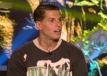 Αγόρου για “Survivor” – «Είμαστε οι πιο ακριβοπληρωμένοι κοπρίτες, επαγγελματίες ηθοποιοί»