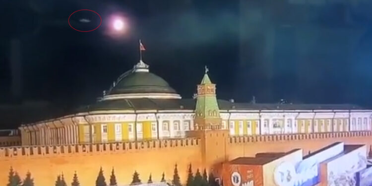 Πόλεμος στην Ουκρανία: Κινεζικό ή ουκρανικό το drone που επιτέθηκε στο Κρεμλίνο – Οι πρώτες εκτιμήσεις των ειδικών