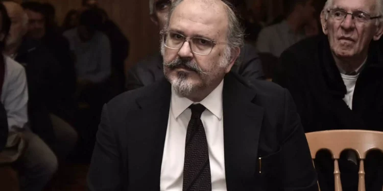 Σάλος από τις δηλώσεις Ξυδάκη για «ομίχλη στα μυαλά» όσων ψήφισαν ΝΔ και «Σύνδρομο της Στοκχόλμης»