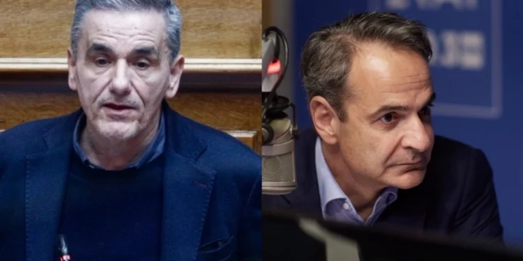 Τσακαλώτος σε Μητσοτάκη: «Ναι, είμαι μαρξιστής, ζω σε μια καλύβα με μαύρη γάτα, βότανα και μαγική σκούπα»