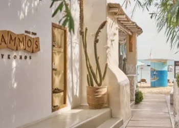 Μύκονος ΤΩΡΑ – Λουκέτο στο «NAMMOS». Παγώνουν την άδεια λειτουργίας γιατί…