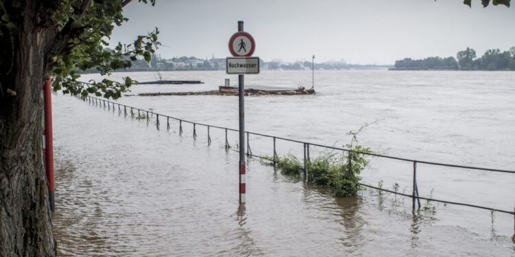 Flood Hub: Η Google θα προβλέπει τις πλημμύρες στην Ελλάδα έως και 7 μέρες πριν