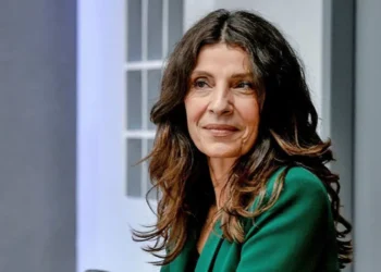 «Βόμβα» Τσαπανίδου: Προανήγγειλε έκτακτο χαράτσι 3,5 δισ. στις επιχειρήσεις