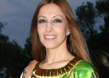 Η Άντζυ Σαμίου, πήρε σβάρνα τα κανάλια και κατηγορεί τους πολίτες για «δειλία»