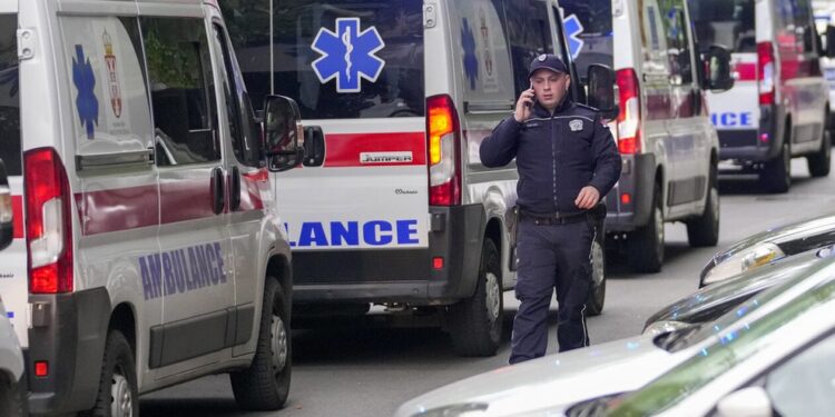 Βελιγράδι: 14χρονος άνοιξε πυρ σε δημοτικό σχολείο και σκότωσε οχτώ μαθητές