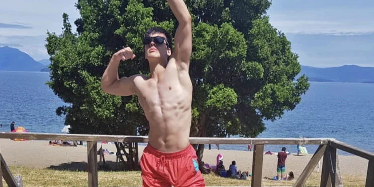 Φρεαττύδα: 22χρονος καρατέκα έσωσε τη 17χρονη από τους 4 αλλοδαπούς που προσπάθησαν να τη βιάσουν