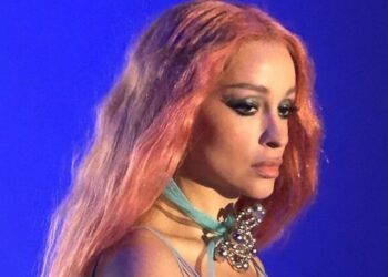 Ελένη Φουρέιρα: Βραβεύθηκε ως η «καλύτερη ποπ τραγουδίστρια» στα MAD VMA