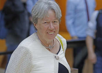 Ο ΣΥΡΙΖΑ στηρίζει Λινού: «Υποστήριξε το αυτονόητο» – Αντιδράσεις από ΝΔ